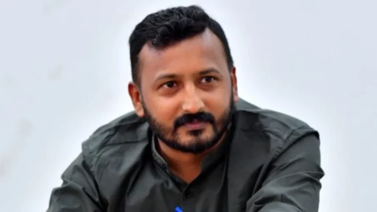 രാഹുൽ മാങ്കൂട്ടത്തിലിന് മൂന്നാം പീഡനക്കേസിലും ജാമ്യം; പത്തനംതിട്ട സെഷൻസ് കോടതിയുടേതാണ് ഉത്തരവ്