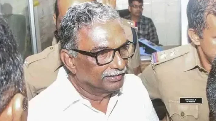 ശബരിമല കട്ടിളപാളി കേസിൽ എ. പത്മകുമാറിന് ജാമ്യം; കുറ്റപത്രം സമർപ്പിക്കാത്തതിനാൽ സ്വാഭാവിക ജാമ്യം അനുവദിച്ച് കോടതി