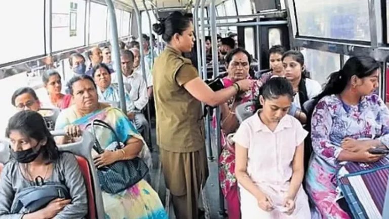 ksrtc women conductor