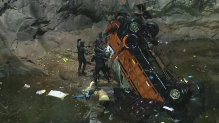 lorry accidnet