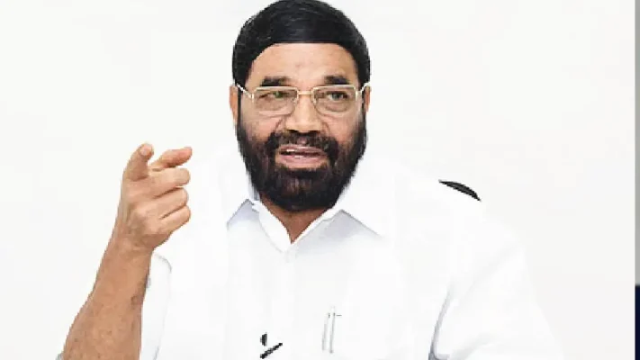 “വിഴിഞ്ഞം സമരത്തിന് പിന്നിൽ വിദേശ പോർട്ടുകൾ” തുറമുഖ വകുപ്പ് മന്ത്രി : മന്ത്രി വാസവനെതിരെ ലത്തീൻ അതിരൂപത