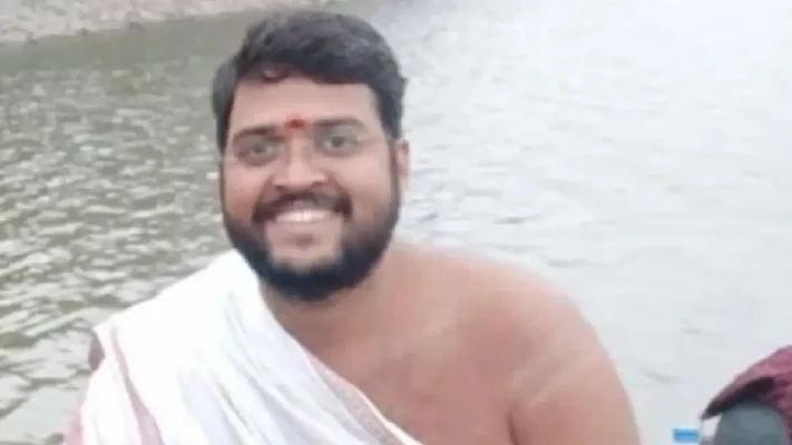 ‘ശിവന്റെ അവതാരമെന്ന്’ വിശ്വസിപ്പിച്ച് യുവതിയെ പീഡിപ്പിച്ചു; സ്വയം പ്രഖ്യാപിത ആൾദൈവം  അറസ്റ്റിൽ