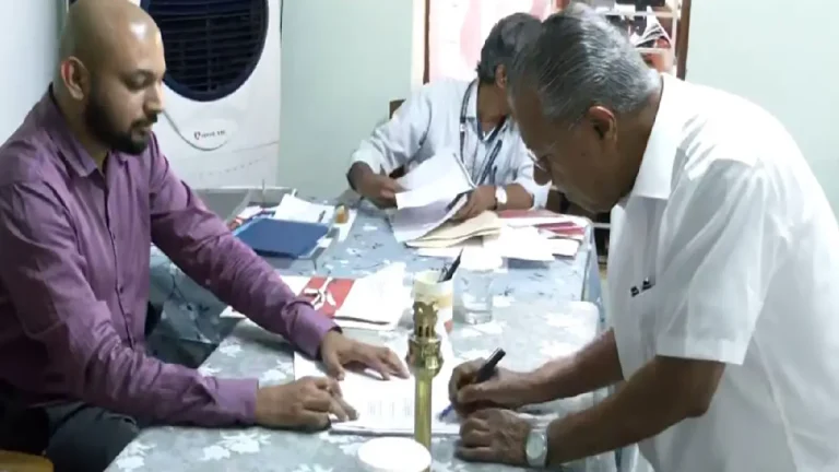 Pinarayi Vijayan (4)