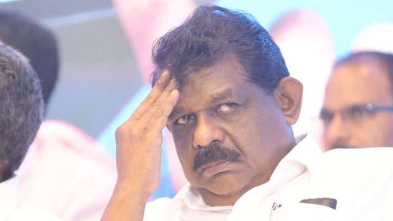 ആന്റണി രാജുവിന് തിരിച്ചടി; ശിക്ഷ മരവിപ്പിക്കില്ലെന്ന് ഹൈക്കോടതി; തിരുവനന്തപുരം സെന്‍ട്രലില്‍ സിറ്റിംഗ് എം.എല്‍.എയ്ക്ക് മത്സരിക്കാനാവില്ല; അയോഗ്യത തുടരും
