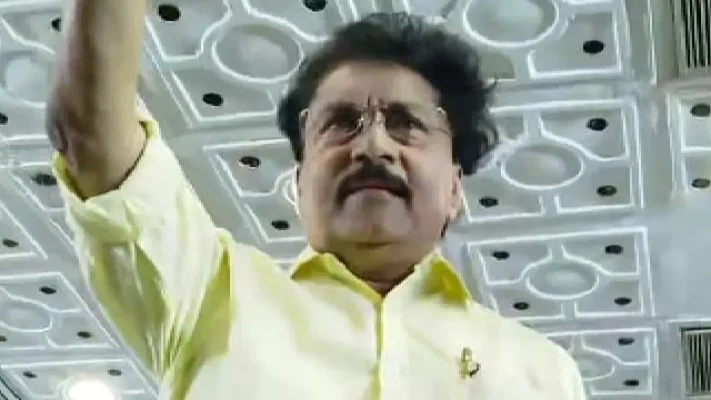 പാലക്കാട് സിപിഎം വിമത കൺവെൻഷനിൽ പി.കെ. ശശിയുടെ മാസ് എൻട്രി; ഒറ്റപ്പാലത്ത് യുഡിഎഫ് പിന്തുണയോടെ മത്സരിക്കാൻ നീക്കം.
