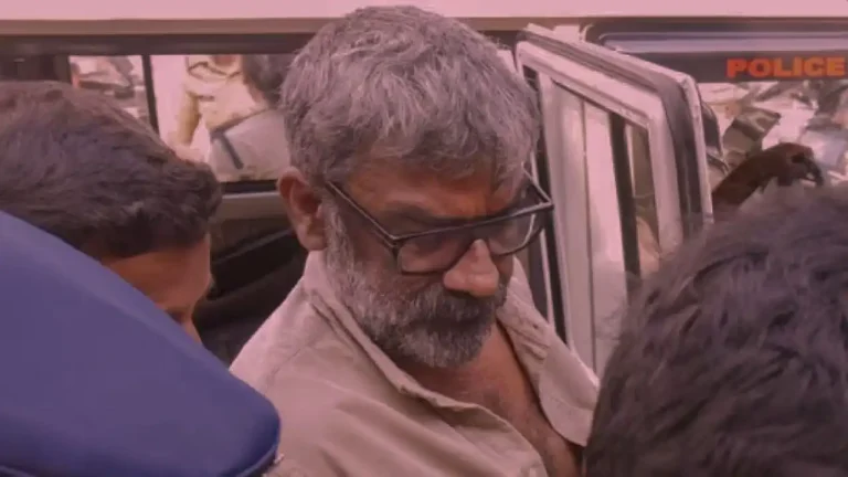കാരവന്‍ ഡ്രൈവര്‍ക്കും അറിയില്ല; ഫോണ്‍ ഫോറന്‍സിക് പരിശോധനയ്ക്ക്; രഞ്ജിത്ത് കേസ് സങ്കീര്‍ണ്ണമായ പ്രതിസന്ധിയിലേക്ക്?