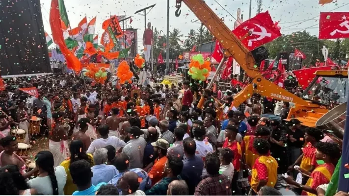 ആവേശം കൊടുമുടിയിൽ; കേരളത്തിൽ പരസ്യപ്രചാരണത്തിന് കൊടിയിറങ്ങി; ഇനി നിശബ്ദ പ്രചാരണം; വ്യാഴാഴ്ച വിധിദിനം