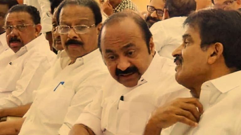 യുഡിഎഫിന് ഭൂരിപക്ഷം കിട്ടിയാല്‍ മുഖ്യമന്ത്രി കസേര ലക്ഷ്യമിട്ട് കെ.സി. വേണുഗോപാല്‍; നിര്‍ണ്ണായകമാവുക ലീഗ് നിലപാട്; അണിയറയില്‍ പടയൊരുക്കം; ചെന്നിത്തലയും സതീശനും കരുനീക്കങ്ങളില്‍