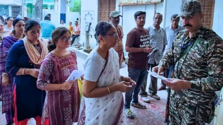 ബംഗാൾ രണ്ടാം ഘട്ട വോട്ടെടുപ്പ്: 142 മണ്ഡലങ്ങളിൽ കനത്ത സുരക്ഷ; മമതയും സുവേന്ദുവും നേർക്കുനേർ; റെക്കോർഡ് പോളിംഗ് പ്രതീക്ഷ