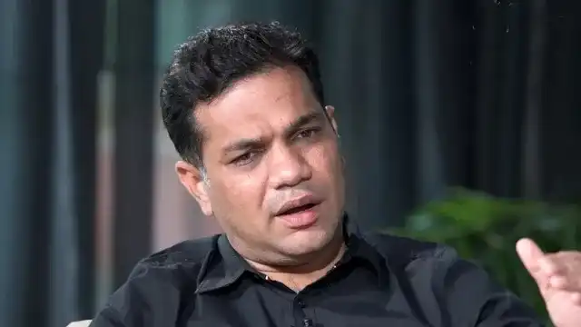 സൈബര്‍ പോര് മുറുകുന്നു: കെപിസിസി ഡിജിറ്റല്‍ മീഡിയ സെല്‍ ചുമതല ഒഴിഞ്ഞ് ഹൈബി ഈഡന്‍; രാജി സ്വീകരിക്കാതെ നേതൃത്വം; ചാറ്റ് ചോര്‍ച്ചയില്‍ വെട്ടിലായി വി.ഡി ഗ്രൂപ്പ്