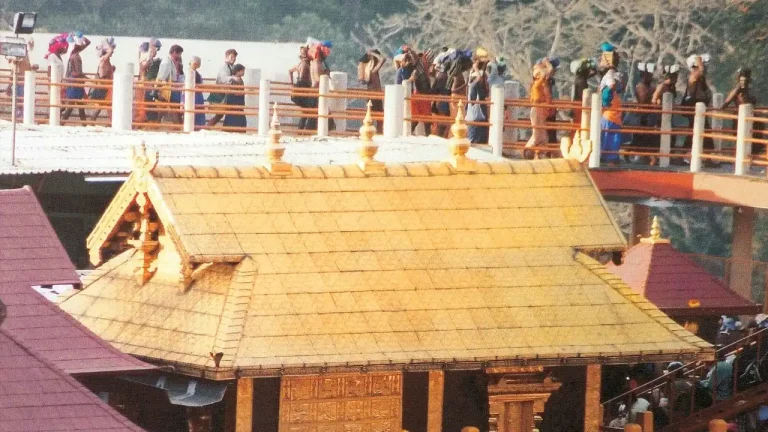ശബരിമല സ്വര്‍ണ്ണക്കൊള്ള: അന്വേഷണം മുന്‍ ദേവസ്വം മന്ത്രിമാരിലേക്ക്; കടകംപള്ളിക്കും വാസവനും കുരുക്ക് മുറുകിയേക്കും; രണ്ടും കല്‍പ്പിച്ചുള്ള നീക്കങ്ങള്‍ക്ക് യുഡിഎഫ് സര്‍ക്കാര്‍