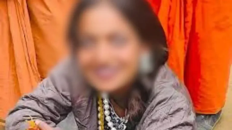 രേഖകള്‍ തിരുത്തി വേട്ടയാടുന്നു; കുംഭമേള കേസില്‍ രാഷ്ട്രീയ ഗൂഢാലോചനയെന്ന് വൈറല്‍ പെണ്‍കുട്ടി