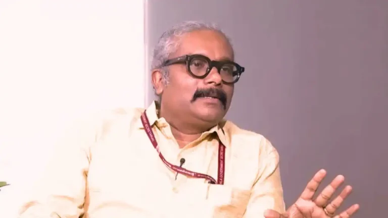 അശോകിനെ ഡിസ്മിസ് ചെയ്യാന്‍ പിണറായി; പക്ഷേ ഭരണമാറ്റ റിപ്പോര്‍ട്ടുകള്‍ ഇടതിനെ തളര്‍ത്തുന്നു; പുതിയ സര്‍ക്കാര്‍ വന്നാല്‍ അശോക് ഉന്നയിച്ച അഴിമതികളില്‍ അന്വേഷണം ഉറപ്പ്
