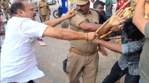 ആലപ്പുഴ നവകേരള മര്‍ദനക്കേസ്: പ്രത്യേക അന്വേഷണ സംഘത്തെ ഷൗക്കത്ത് അലി നയിക്കും; ഉദ്യോഗസ്ഥര്‍ക്കെതിരെ നടപടിക്ക് നീക്കം