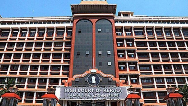 നടിയെ ആക്രമിച്ച കേസ് ; മെമ്മറി കാർഡിന്റെ അനധികൃത പരിശോധനയിൽ പുനരന്വേഷണം വേണം ; അതിജീവിത ഹൈക്കോടതിയിൽ IMG_HC_2_1_9JE2RMJV-1024x616