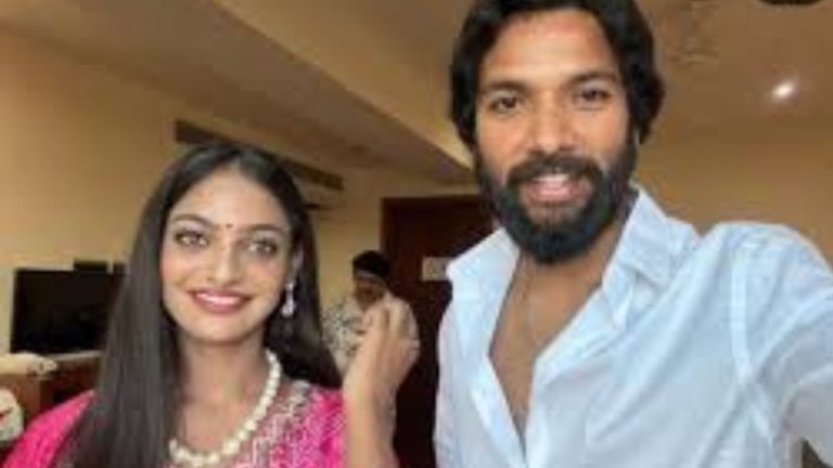 'മധ്യപ്രദേശിലേക്ക് പോയാല്‍ ദുരഭിമാനക്കൊലയ്ക്ക് ഇരയായേക്കാം'; കുംഭമേള വൈറല്‍ താരത്തിന്റെ ഭര്‍ത്താവ് ഫര്‍മാന്‍ ഖാന്റെ അറസ്റ്റ് ഹൈക്കോടതി ഒരു മാസത്തേക്ക് തടഞ്ഞു